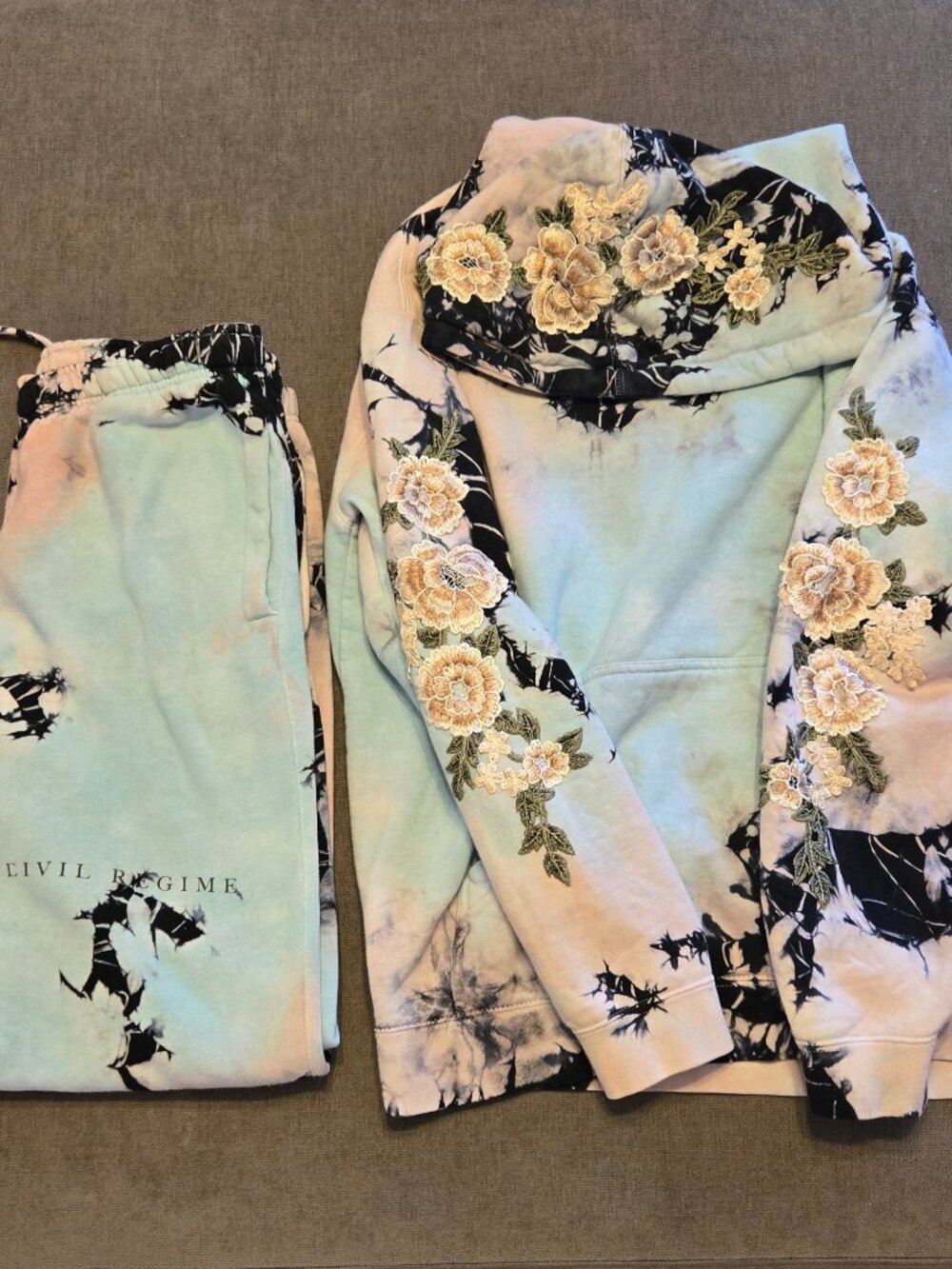 Civil Regime 2 piece set
